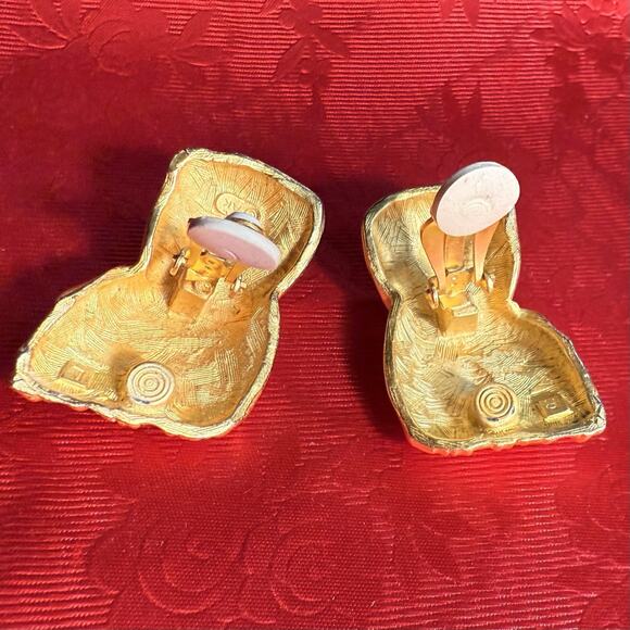 VTG 80s 90s Anne Klein AK Clip On Earrings Matte Gold Tone Statement Runway - Picture 5 of 6